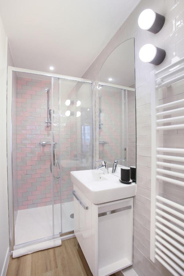 Rent A Room - Aparts Cadet Paris Luaran gambar