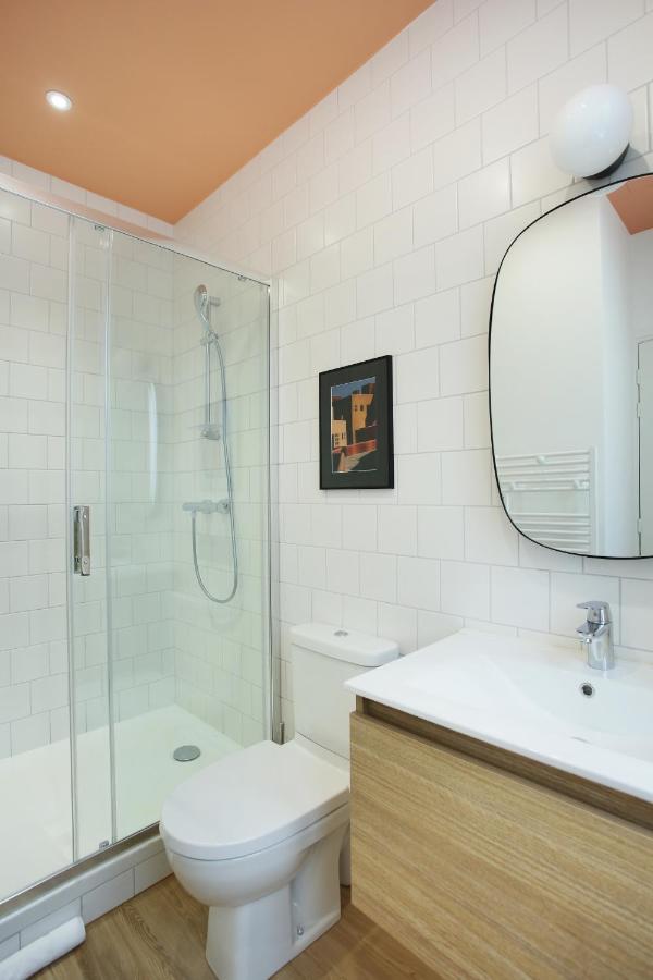Rent A Room - Aparts Cadet Paris Luaran gambar